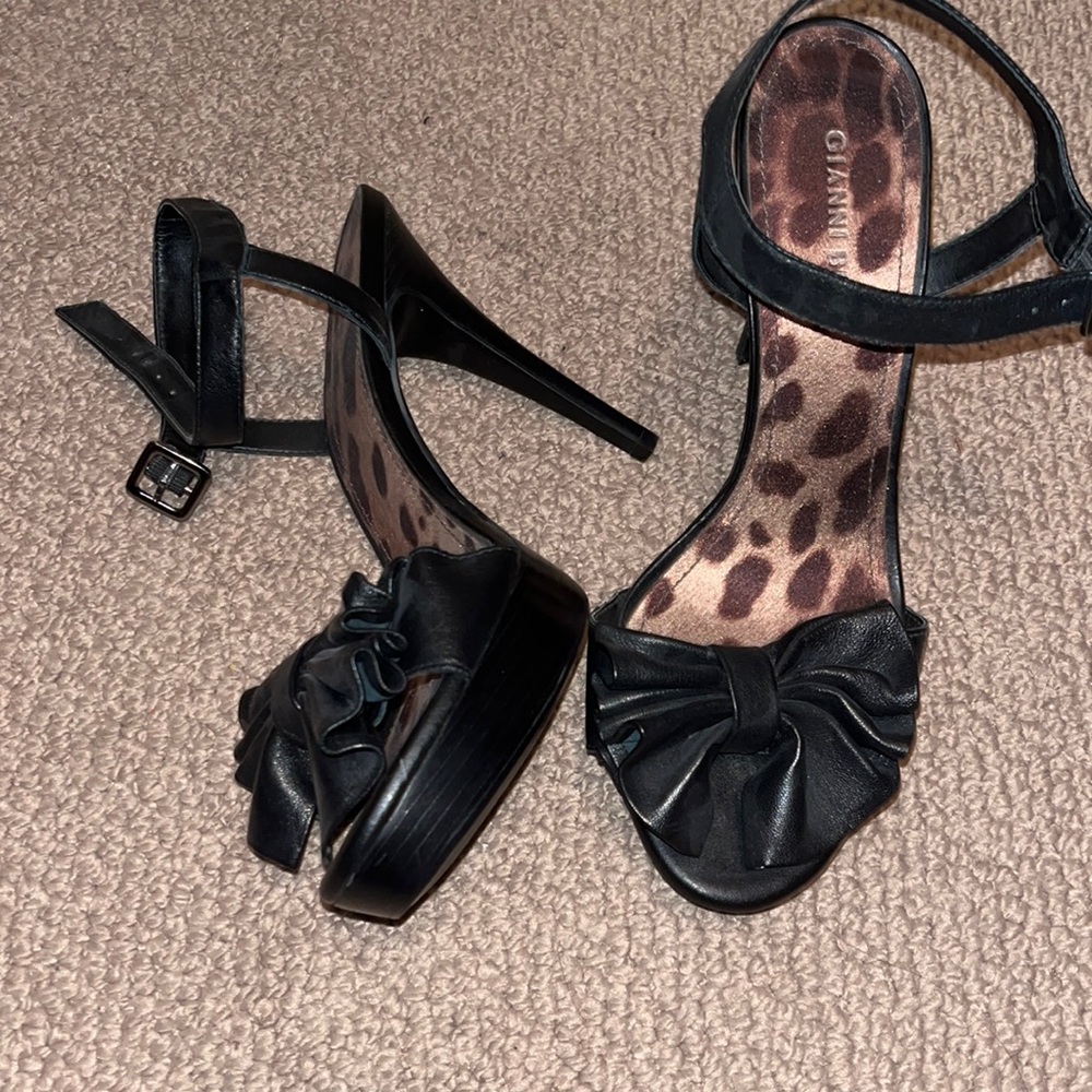 Open toe heel